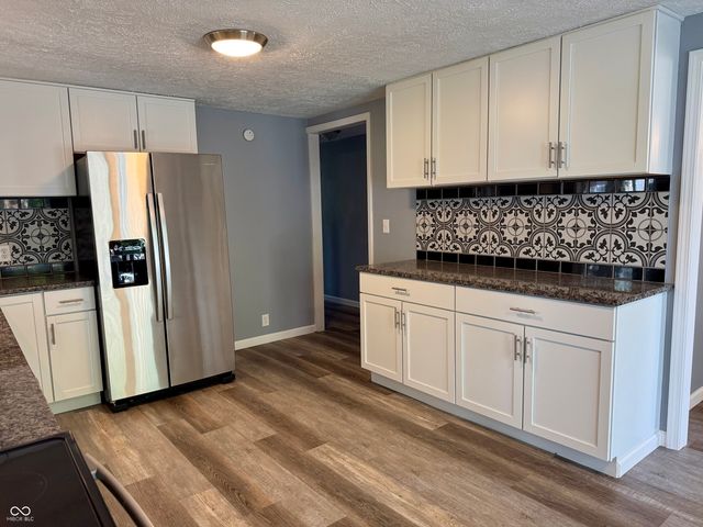 4833 Pennsylvania Street, Clayton, IN 46118