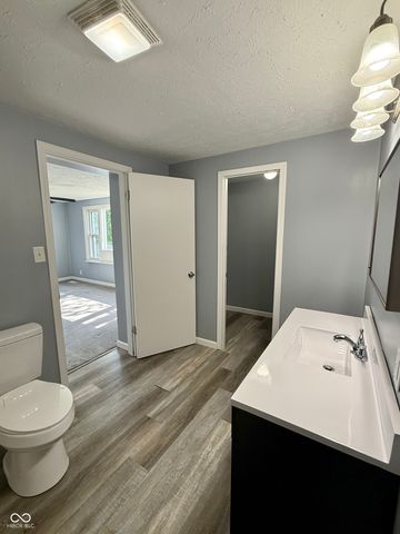 4833 Pennsylvania Street, Clayton, IN 46118