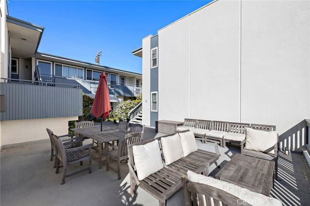 245 Aster 15, Laguna Beach, CA 92651