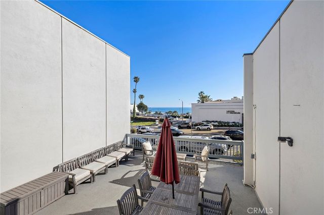 245 Aster 15, Laguna Beach, CA 92651