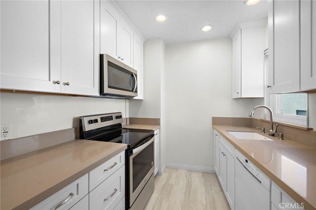 245 Aster 15, Laguna Beach, CA 92651