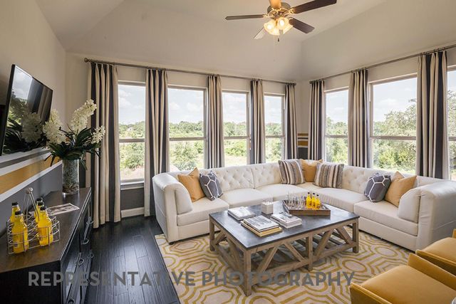 1404 Hydrangea Court, Aubrey, TX 76227