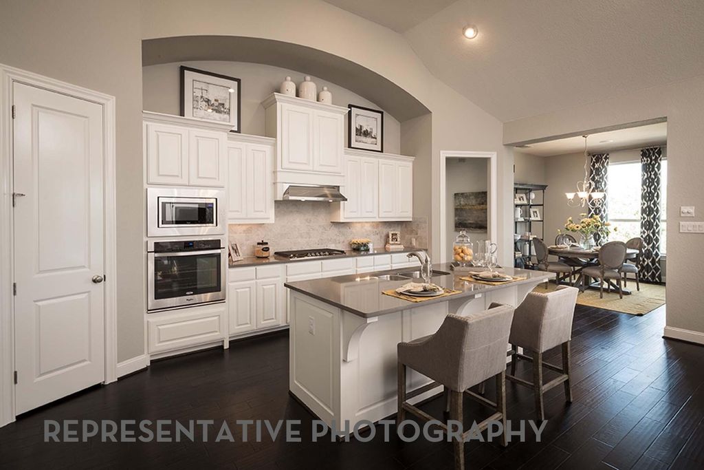 1404 Hydrangea Court, Aubrey, TX 76227