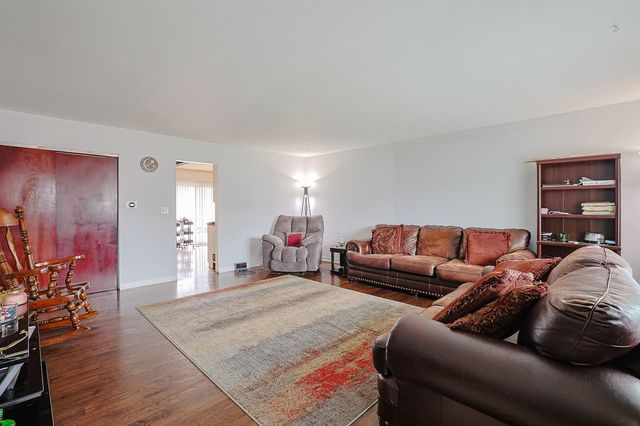 7815 Carlisle Drive, Hanover Park, IL 60133