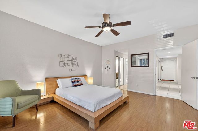 832 Palm Avenue 102, West Hollywood, CA 90069
