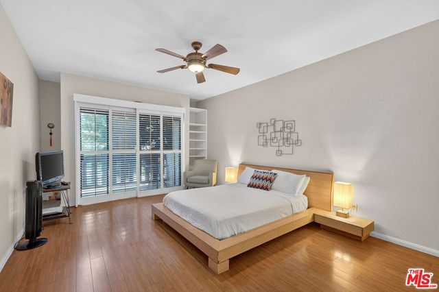 832 Palm Avenue 102, West Hollywood, CA 90069