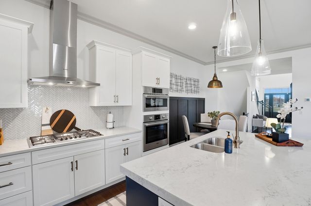 1071 Walburg Avenue, Villa Hills, KY 41017