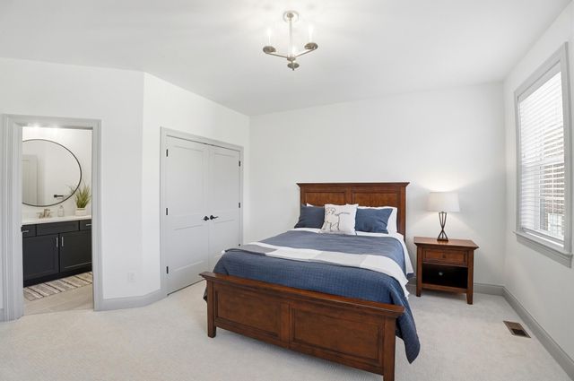 1071 Walburg Avenue, Villa Hills, KY 41017