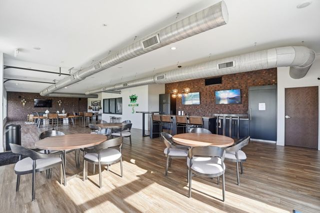 1071 Walburg Avenue, Villa Hills, KY 41017