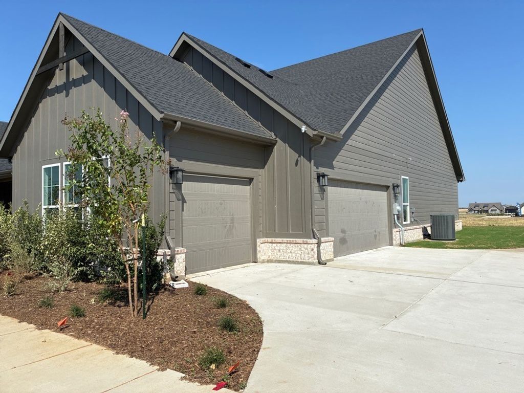 12450 Jackson Road, Krum, TX 76249 — photo 3
