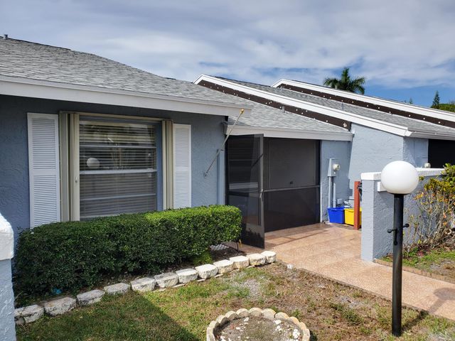 4345 Lucerne Villas Lane, Lake Worth, FL 33467