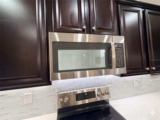 2997 BUCCANEER PALM ROAD, Kissimmee, FL 34747