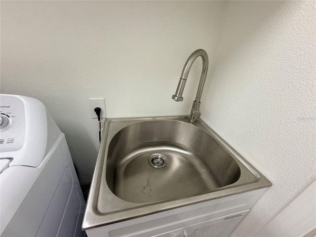 2997 BUCCANEER PALM ROAD, Kissimmee, FL 34747