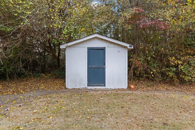 103 N Parks Drive, Pikeville, NC 27863