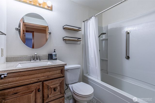 29400 60th Place S, Auburn, WA 98001