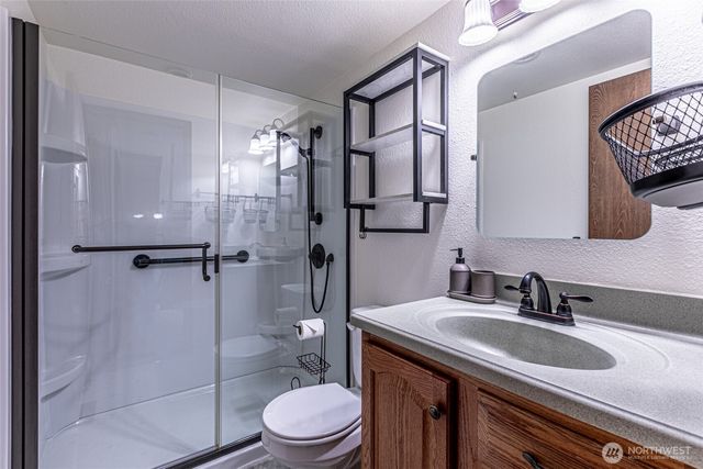 29400 60th Place S, Auburn, WA 98001