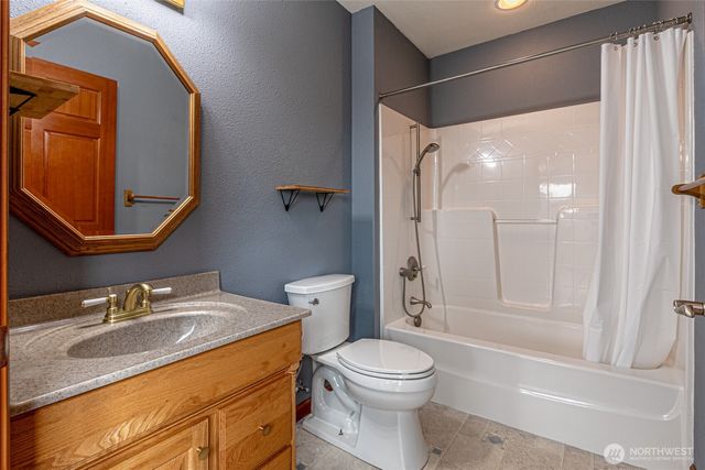 29400 60th Place S, Auburn, WA 98001