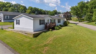 811 Maple Ct, Cranberry Twp, PA 16066