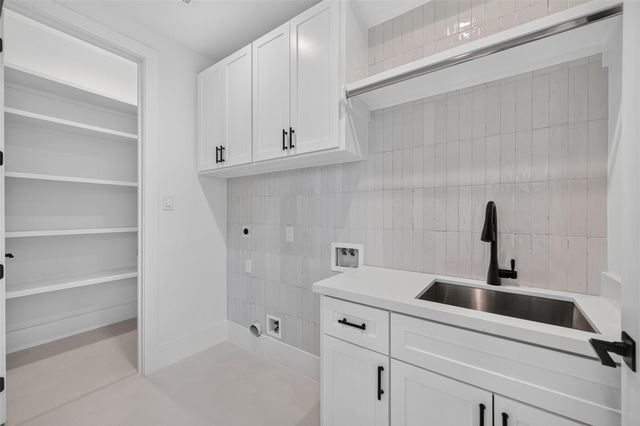 1508 Woodvine Drive, Houston, TX 77055