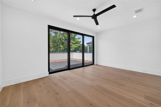 1508 Woodvine Drive, Houston, TX 77055