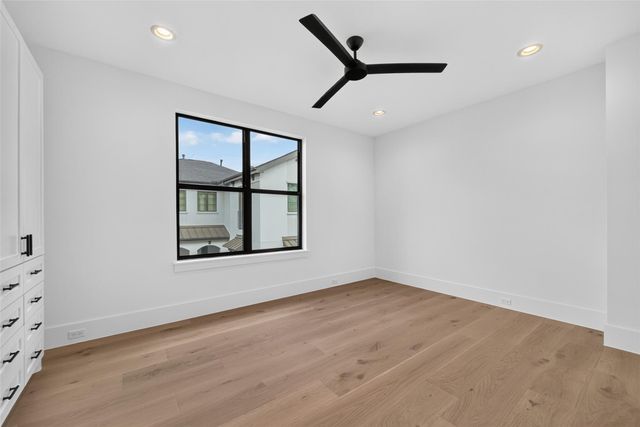 1508 Woodvine Drive, Houston, TX 77055