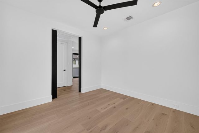 1508 Woodvine Drive, Houston, TX 77055