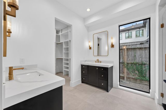1508 Woodvine Drive, Houston, TX 77055
