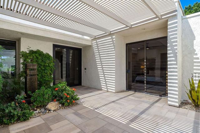 725 Inverness Drive, Rancho Mirage, CA 92270