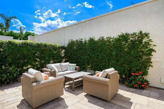 725 Inverness Drive, Rancho Mirage, CA 92270