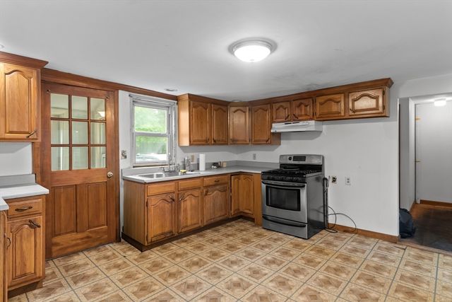 9 Mechanic St, Framingham, MA 01701