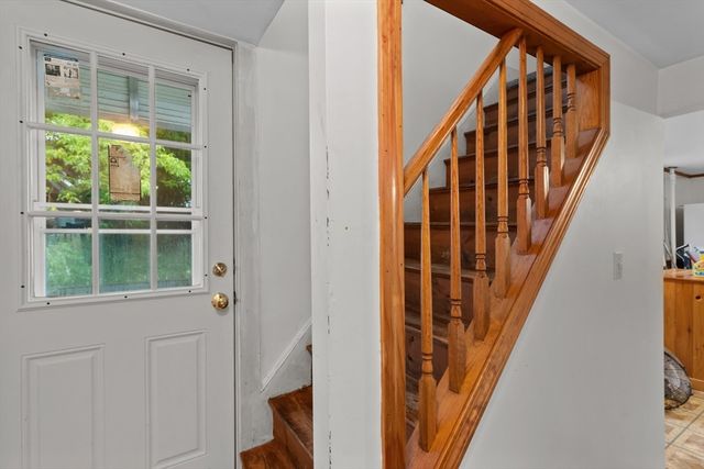 9 Mechanic St, Framingham, MA 01701