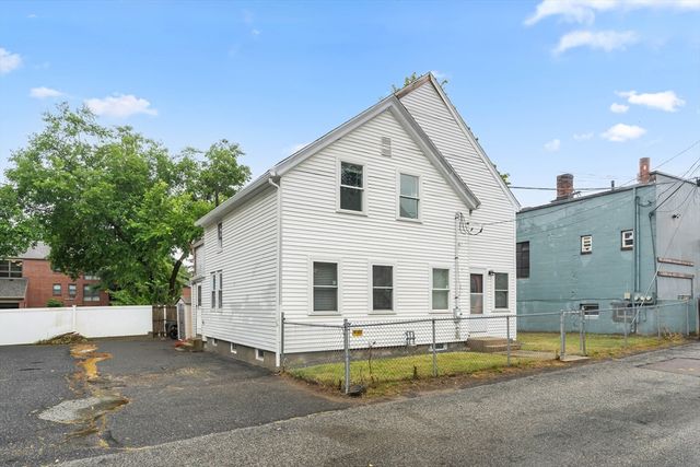 9 Mechanic St, Framingham, MA 01701