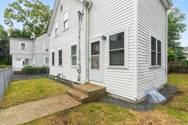9 Mechanic St, Framingham, MA 01701