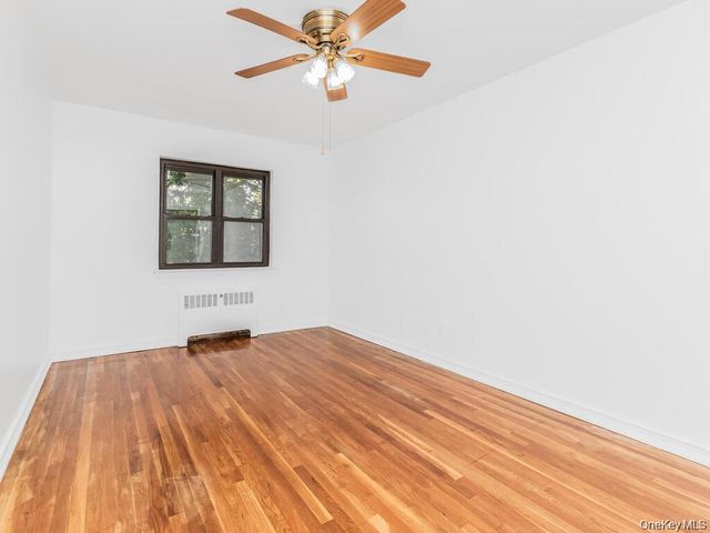 1863 Williamsbridge Road, Bronx, NY 10461