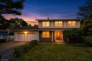 28 Amherst Ct, Wayne Twp., NJ 07470