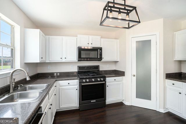 4224 Butternut Place, Atlanta, GA 30349