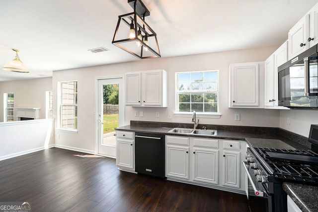 4224 Butternut Place, Atlanta, GA 30349