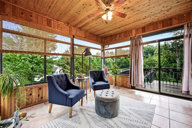 2792 Holly Court NW, Swisher, IA 52238