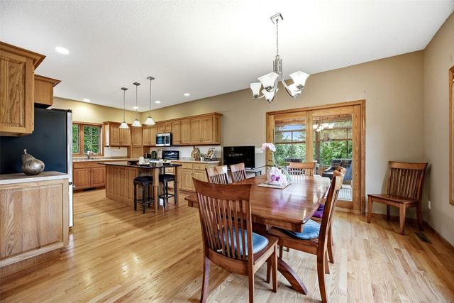 2792 Holly Court NW, Swisher, IA 52238