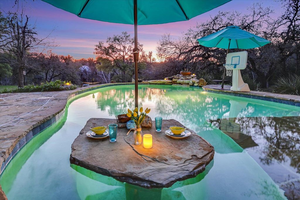 300 DEER LAKE ESTATES, Wimberley, TX 78676