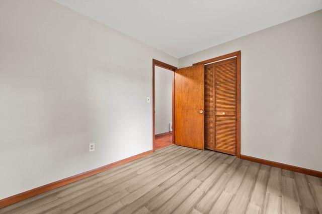 7 Riverview Dr, Middleton, MA 01949