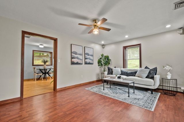7 Riverview Dr, Middleton, MA 01949