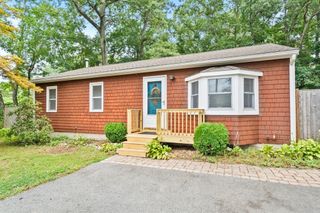 7 Riverview Dr, Middleton, MA 01949
