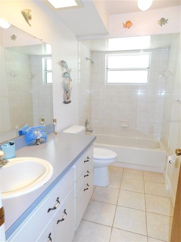 7808 W DROVER STREET, Homosassa, FL 34446