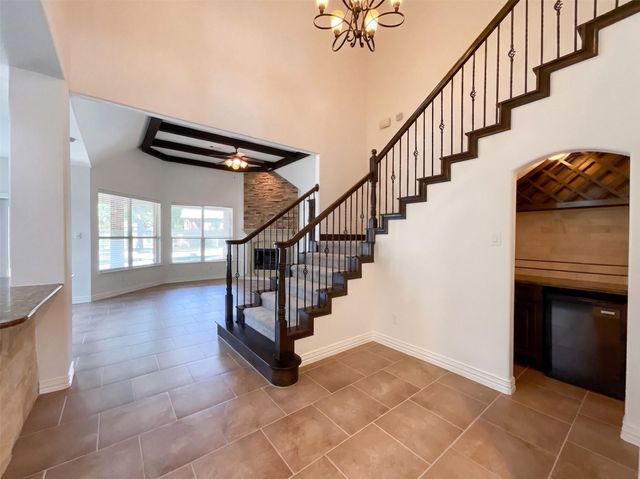 312 Overland Trace, Montgomery, TX 77316