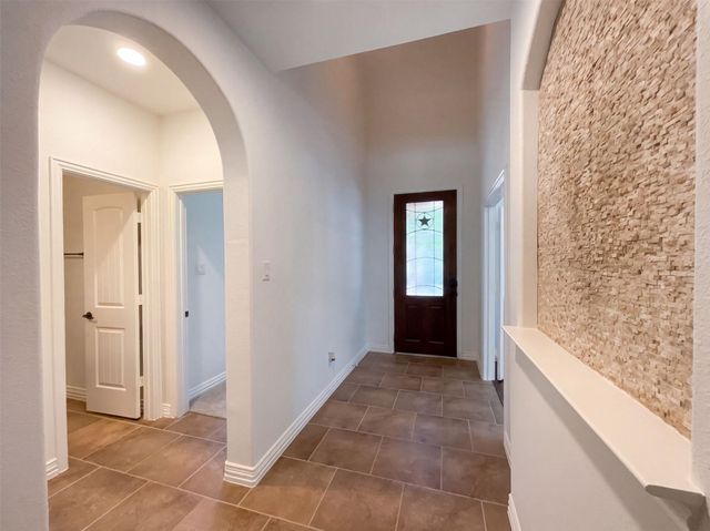 312 Overland Trace, Montgomery, TX 77316