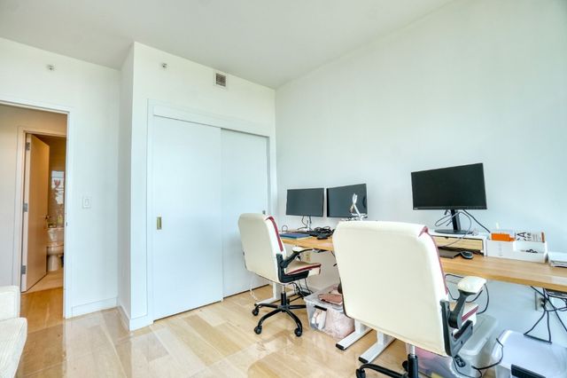 13101 40th Rd Apt 10W, New York City, NY 11354