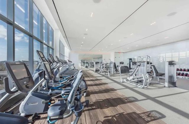 13101 40th Rd Apt 10W, New York City, NY 11354