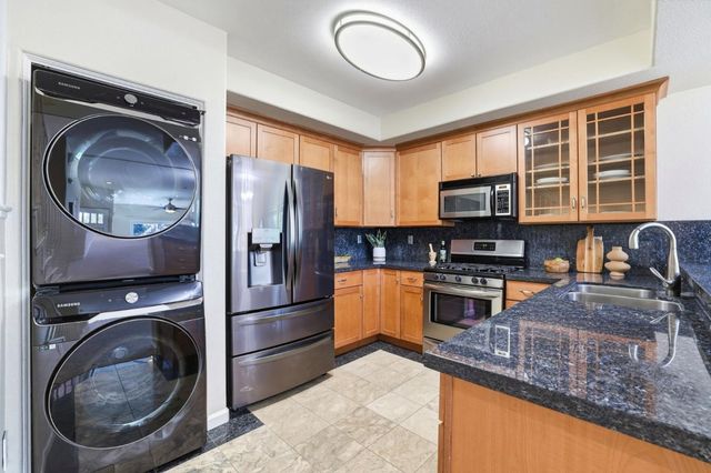 808 Lenzen Avenue 107, San Jose, CA 95126