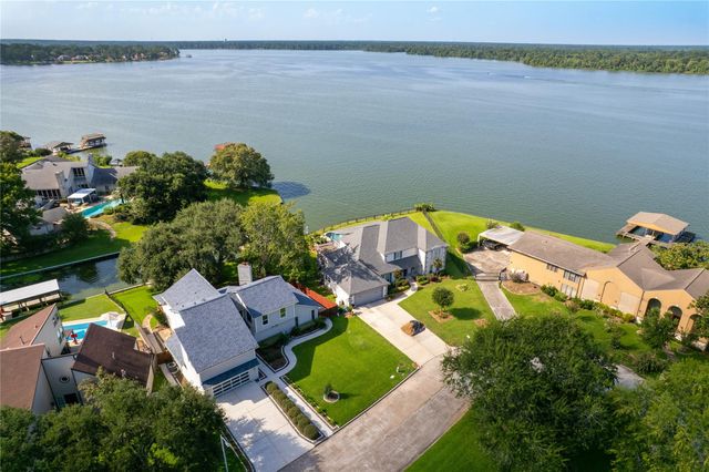 8311 Amber Cove Drive, Houston, TX 77346